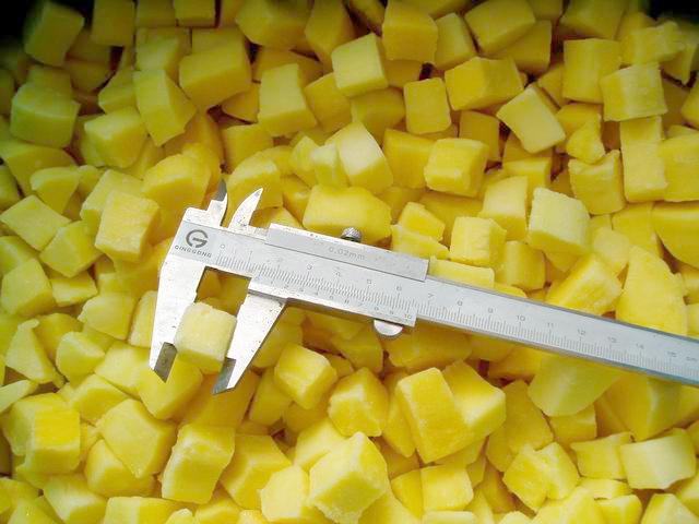 Gi&aacute; Xo&agrave;i Cắt Đ&ocirc;ng Lạnh 1